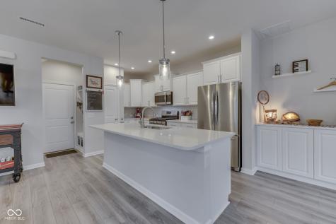 9225 Hawley Drive Indianapolis IN 46216