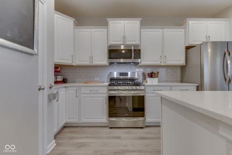 9225 Hawley Drive Indianapolis IN 46216
