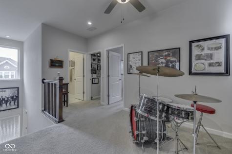9225 Hawley Drive Indianapolis IN 46216