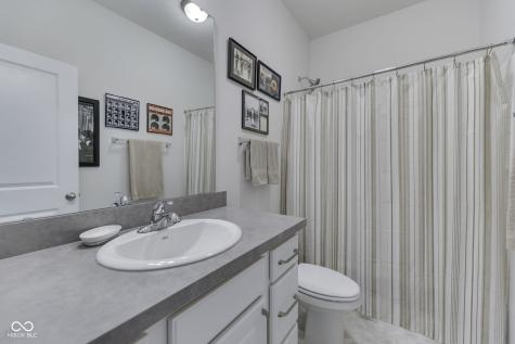 9225 Hawley Drive Indianapolis IN 46216