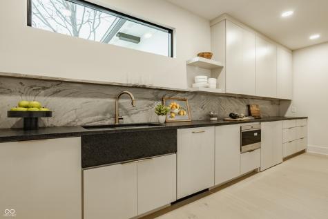 4094 Chapel Hill Court Bargersville IN 46106