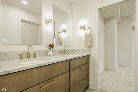 4094 Chapel Hill Court Bargersville IN 46106