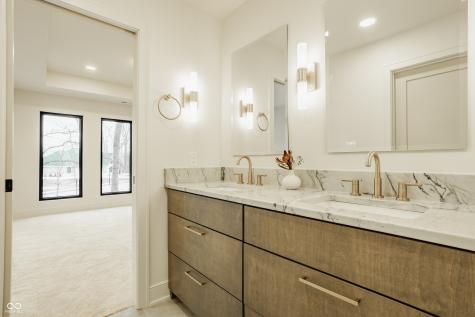 4094 Chapel Hill Court Bargersville IN 46106