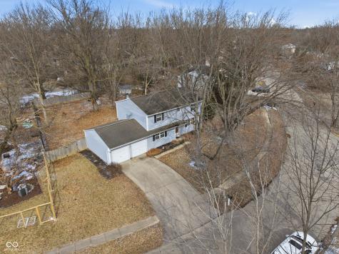 9308 Thornwood Drive Indianapolis IN 46250