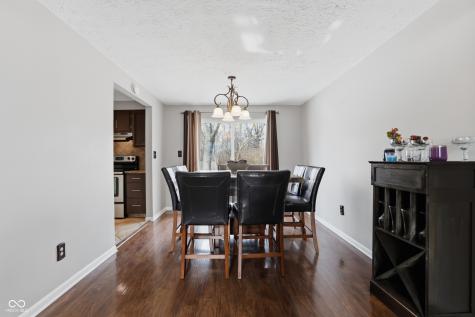 9308 Thornwood Drive Indianapolis IN 46250