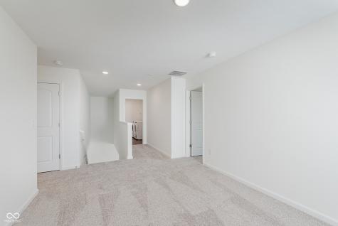 5943 Sterling Drive Whitestown IN 46075