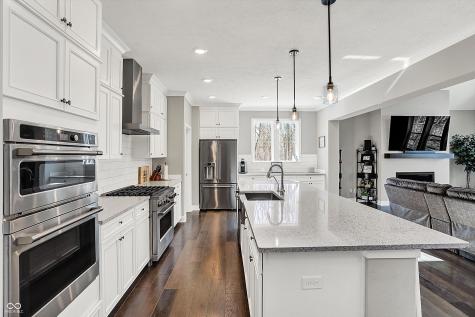 16258 Perrault Court Fishers IN 46040