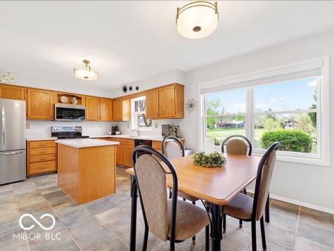 8014 Bayview Point Indianapolis IN 46256