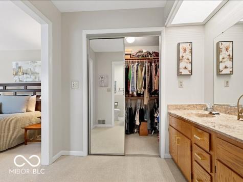 8014 Bayview Point Indianapolis IN 46256