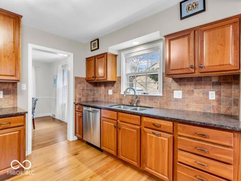 6143 Riverview Drive Indianapolis IN 46208