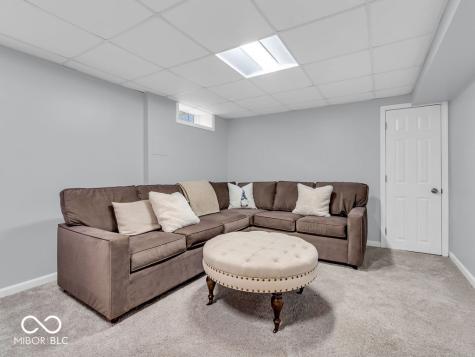 6143 Riverview Drive Indianapolis IN 46208