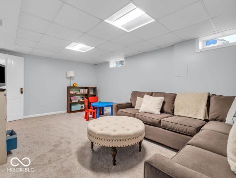 6143 Riverview Drive Indianapolis IN 46208