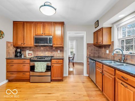6143 Riverview Drive Indianapolis IN 46208