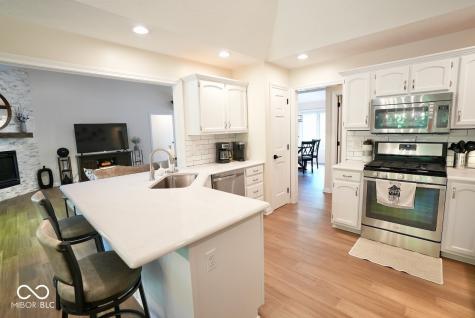 1456 Bent Tree Place Greenwood IN 46143