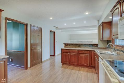 10781 Downing Street Carmel IN 46033