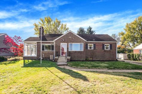 37 Maxwell Road Indianapolis IN 46217