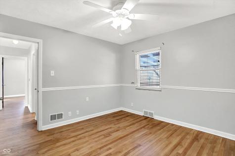 37 Maxwell Road Indianapolis IN 46217