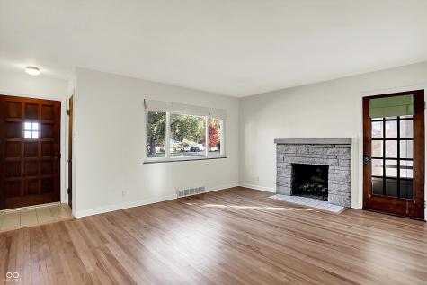 37 Maxwell Road Indianapolis IN 46217