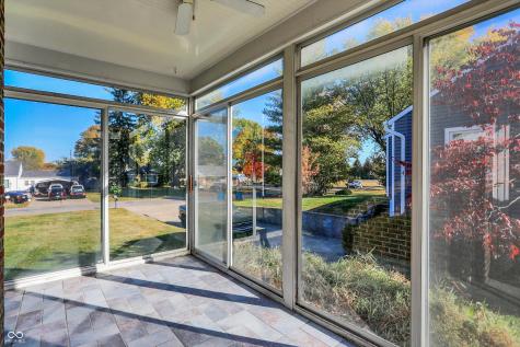 37 Maxwell Road Indianapolis IN 46217