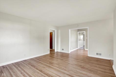 37 Maxwell Road Indianapolis IN 46217