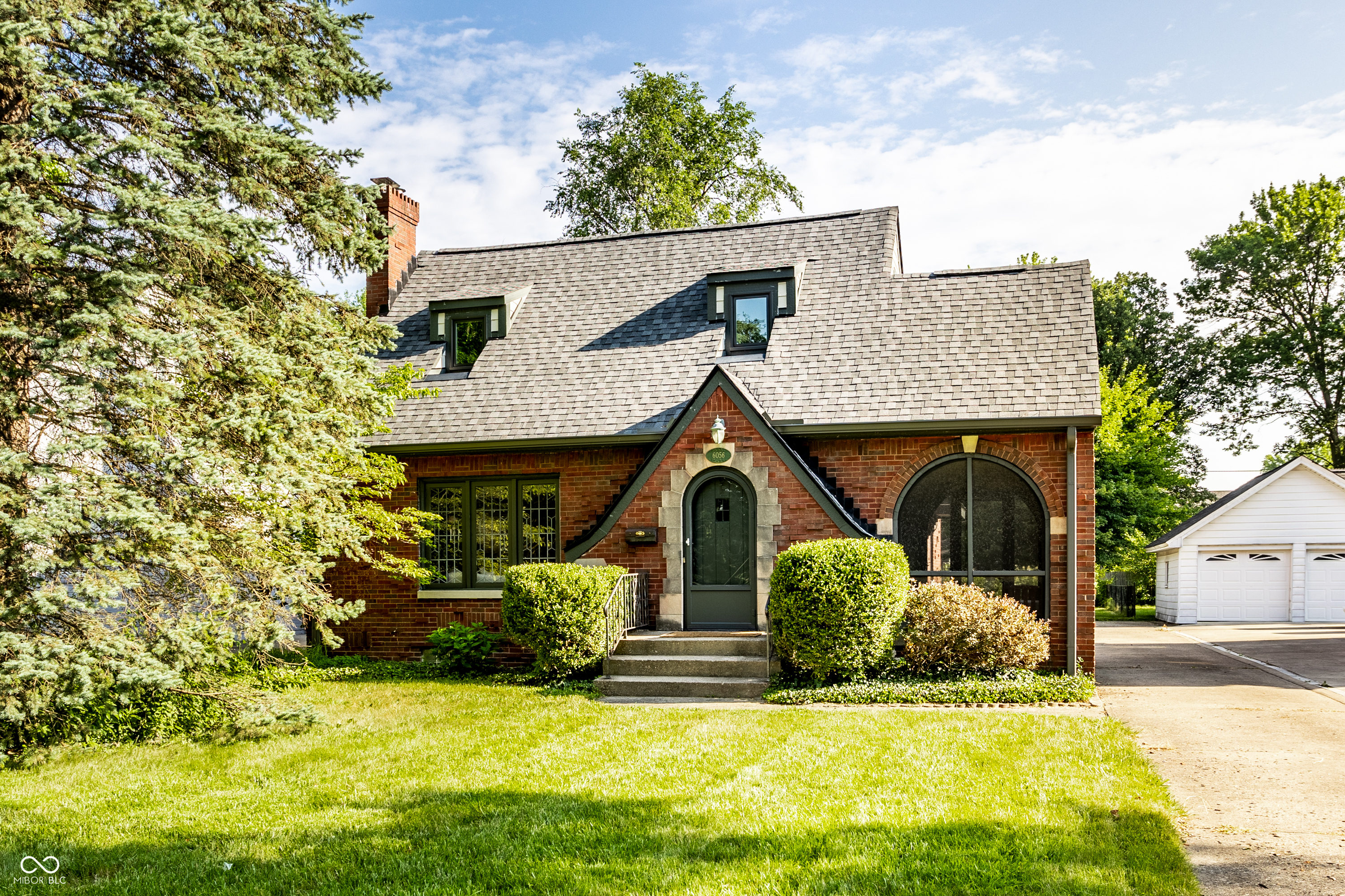 6056 E 9th Street Indianapolis IN 46219