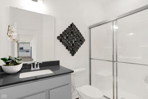 958 Elmwood Lane Greenwood IN 46143