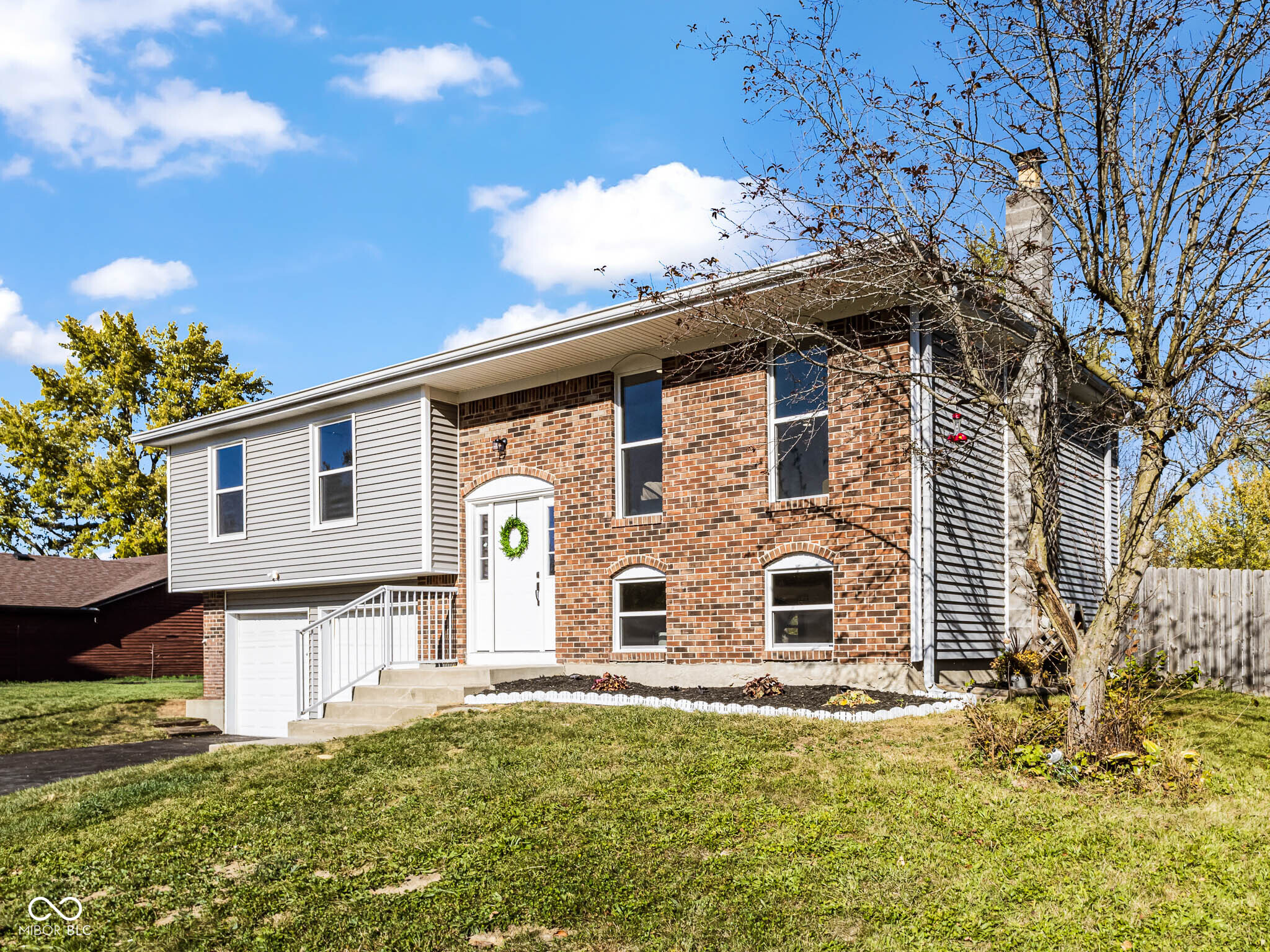7709 Inverness Drive Indianapolis IN 46237