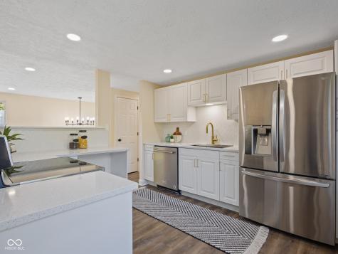 7709 Inverness Drive Indianapolis IN 46237