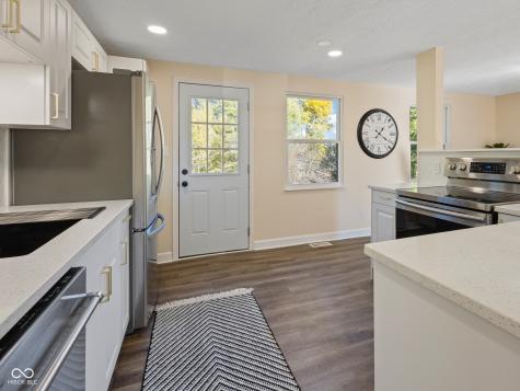 7709 Inverness Drive Indianapolis IN 46237