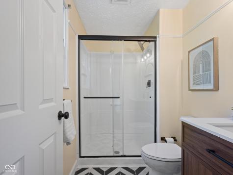 7709 Inverness Drive Indianapolis IN 46237