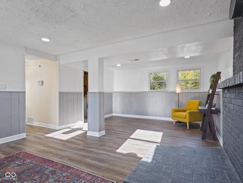 7709 Inverness Drive Indianapolis IN 46237