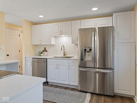 7709 Inverness Drive Indianapolis IN 46237