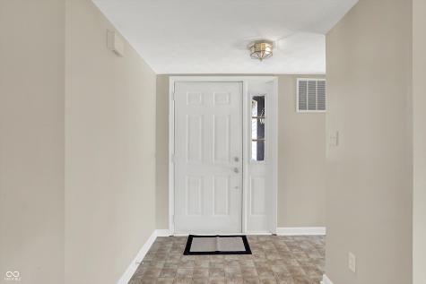 7532 Crickwood Lane Indianapolis IN 46268