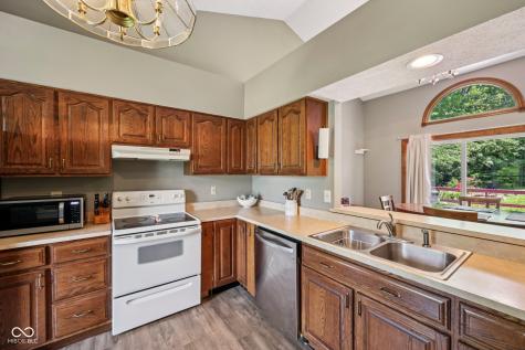 7831 Bayridge Drive Indianapolis IN 46236