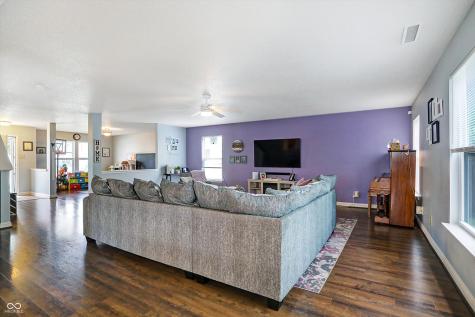 3221 Holt Street Whiteland IN 46184