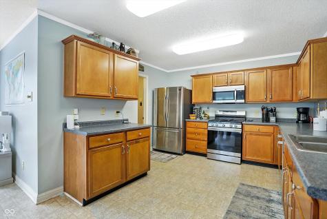 3221 Holt Street Whiteland IN 46184