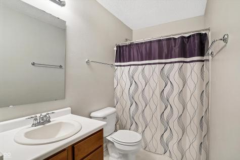 3221 Holt Street Whiteland IN 46184