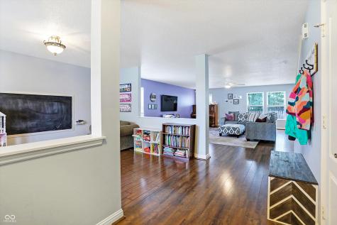 3221 Holt Street Whiteland IN 46184