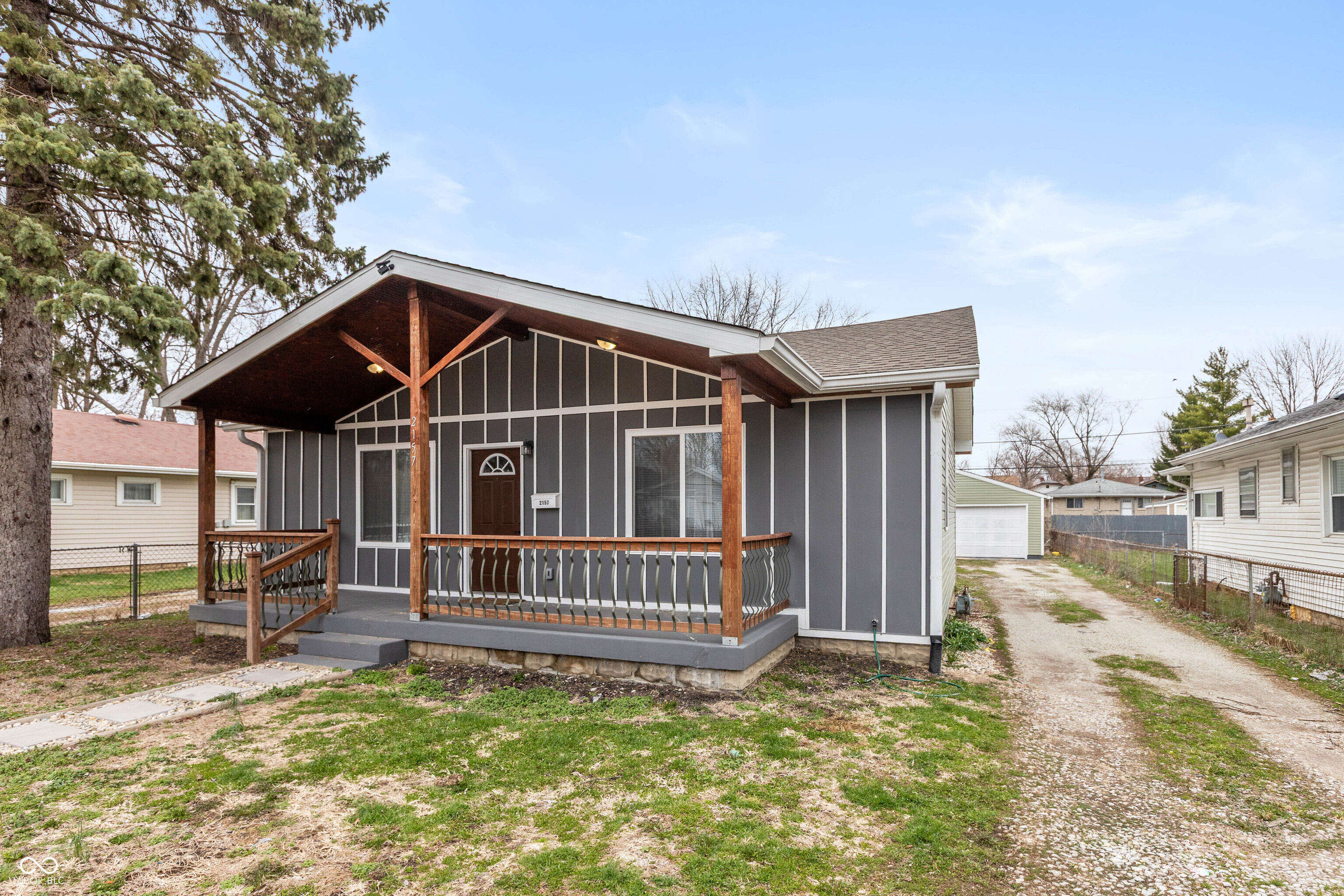 2157 Wallace Avenue Indianapolis IN 46218