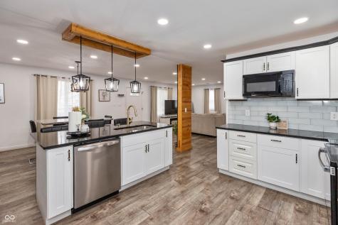 2157 Wallace Avenue Indianapolis IN 46218