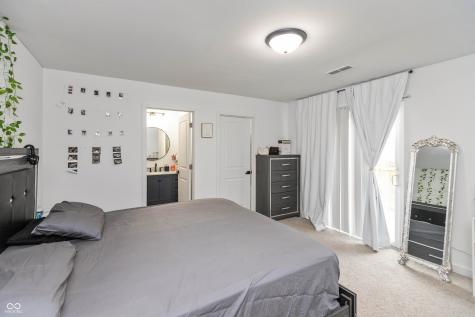 2157 Wallace Avenue Indianapolis IN 46218