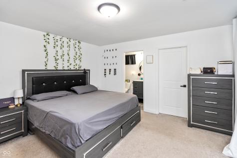 2157 Wallace Avenue Indianapolis IN 46218