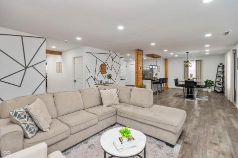 2157 Wallace Avenue Indianapolis IN 46218