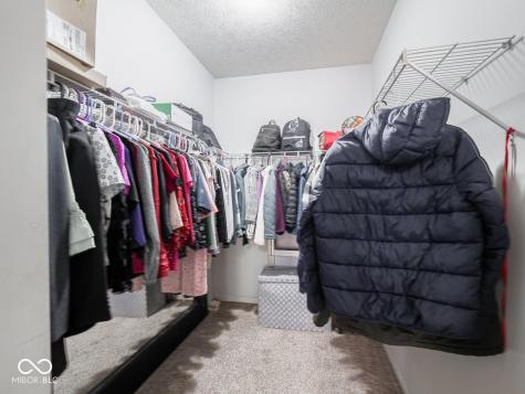 7404 Oak Mill Court Indianapolis IN 46217