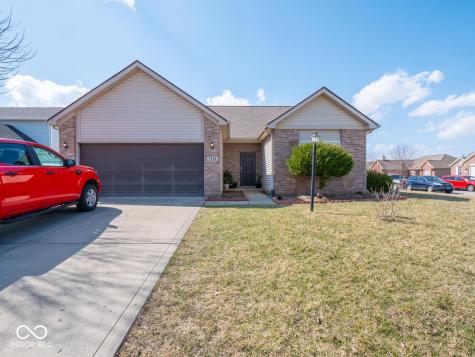 7404 Oak Mill Court Indianapolis IN 46217