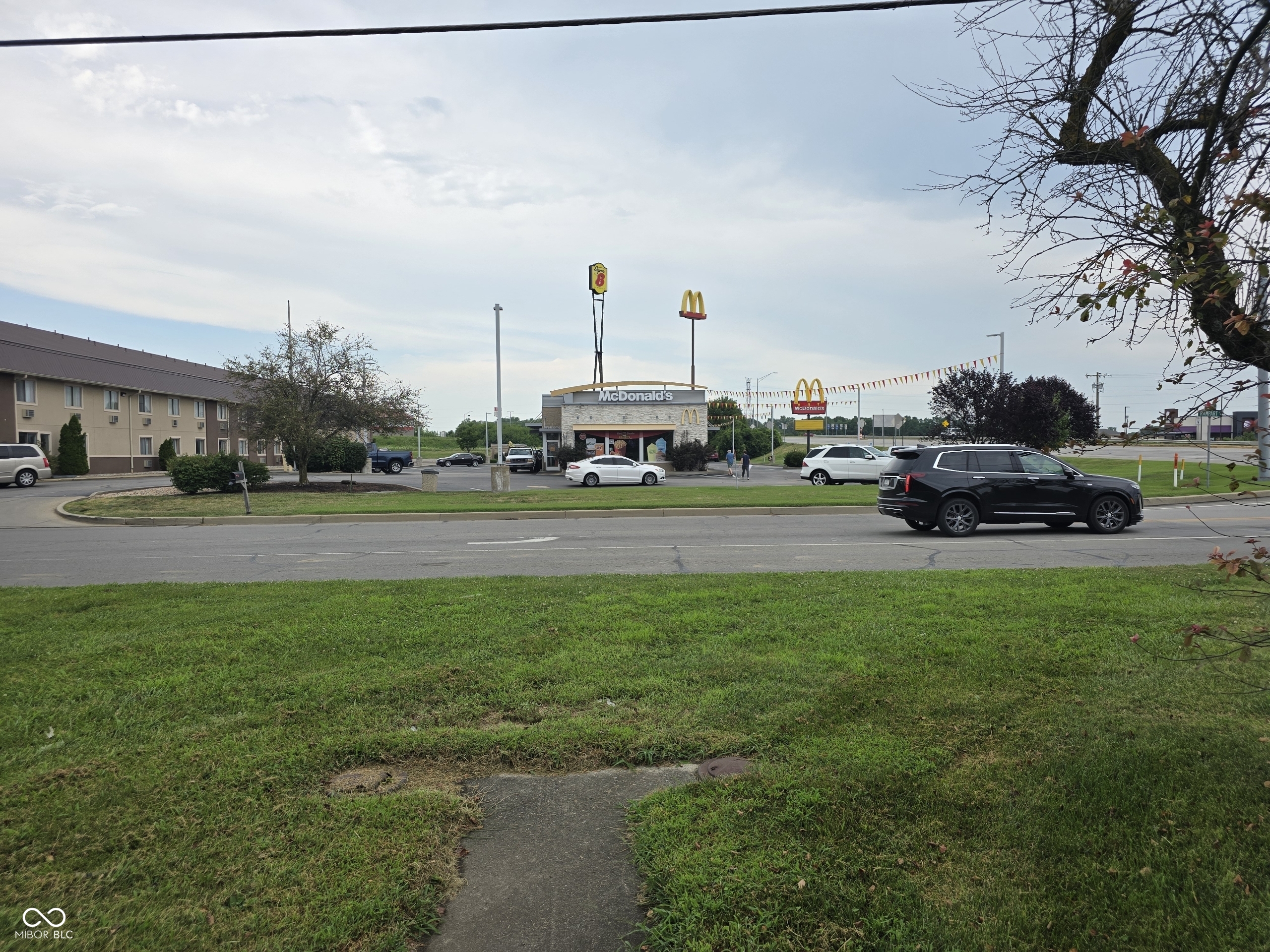 13 W Rampart Street Shelbyville IN 46176