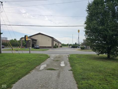 13 W Rampart Street Shelbyville IN 46176