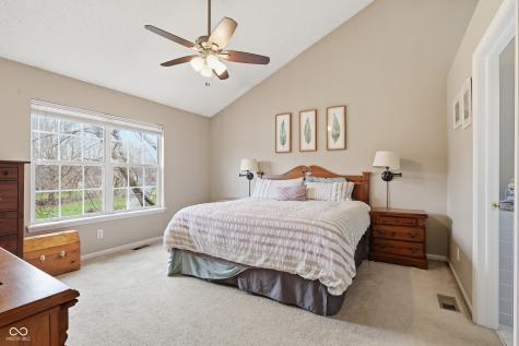 7678 Colonial Court Fishers IN 46038