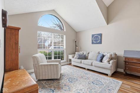 7678 Colonial Court Fishers IN 46038