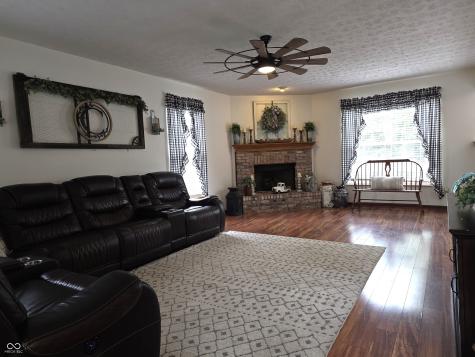 1518 Pippin Drive Greenfield IN 46140